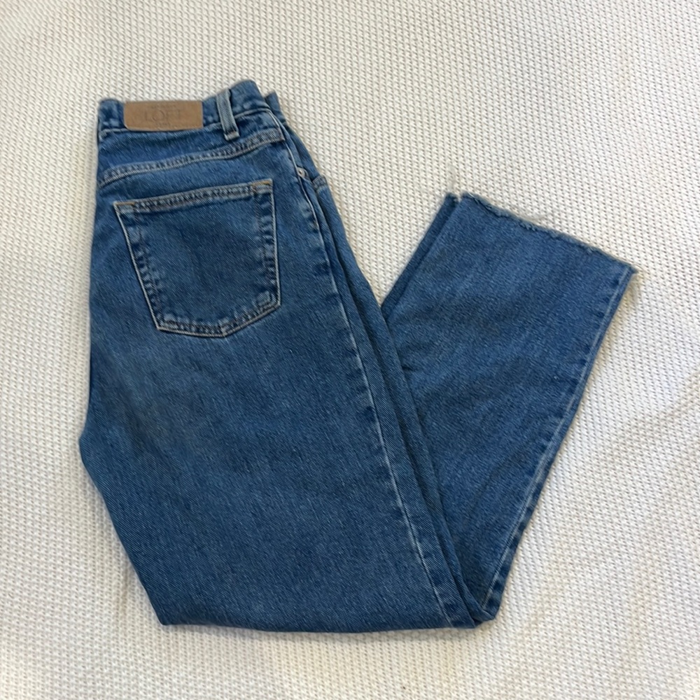 Blue Jeans Highwaisted Straight Leg Size 8 100% Cotton